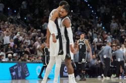 瓦塞尔分享维克托·文班亚马在进攻端的需求