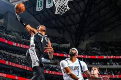 NBA超级黑(hēi)馬(mǎ)崛起！西(xī)部冠军遭受连败，其他球队应对如何