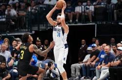 克莱·汤普森：曾是勇士王朝功臣，如今迷失自我