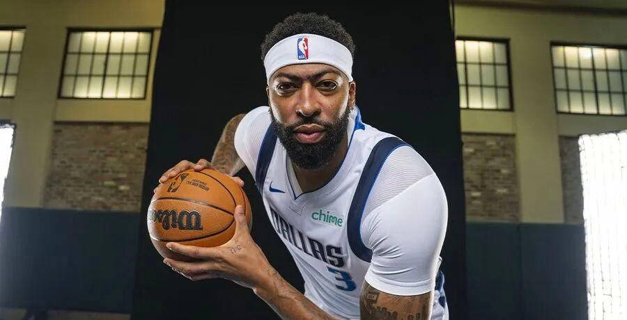 安东尼-戴维斯体态引起争议