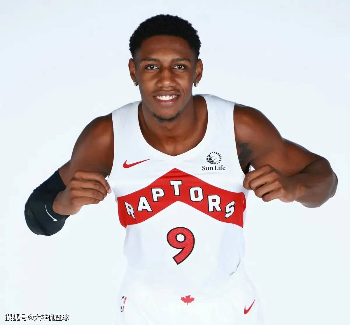 美媒提议灰熊6换2，拿下巴雷特，顶替德斯蒙德贝恩