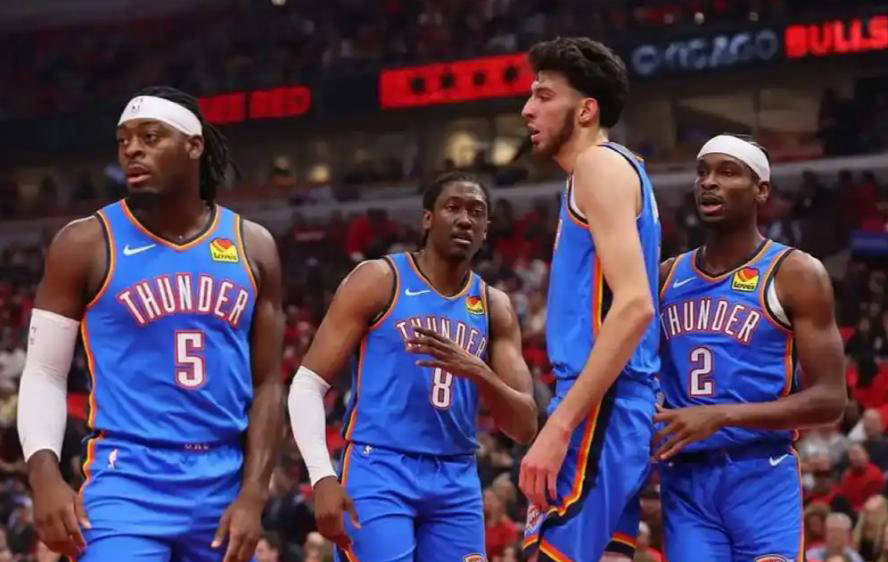 NBA战力榜掀起争议！东部仅存三支球队？湖人勉强进前十！