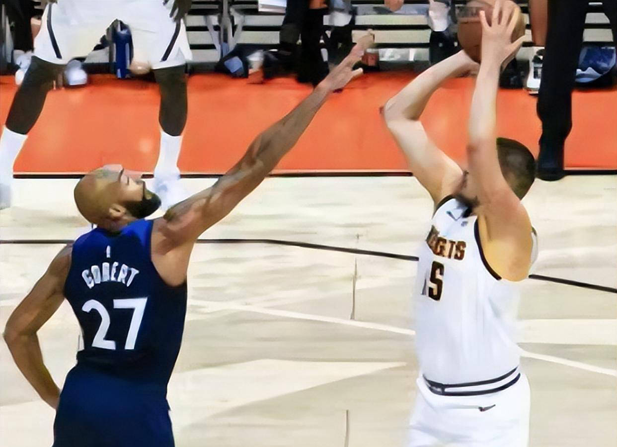 NBA季前赛明日赛程预告：火箭对阵老鹰，雷霆迎战独行侠