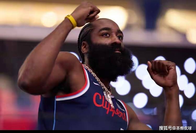 媒体：杜兰特如果退役，火箭队不会退役他的球衣，目前只计划退役哈登的球衣